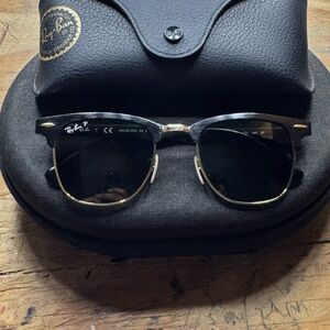 Ray-Ban Classic Black and Gold Sunglasses